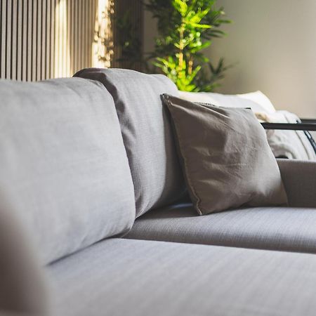 Arte Stays Serviced Houses Stratford - 3 Bedrooms 2 Bathrooms Houses London, Stratford, Maryland, Free Parking, Garden, Weekly Or Monthly Stays - Up To 8 Guests Экстерьер фото
