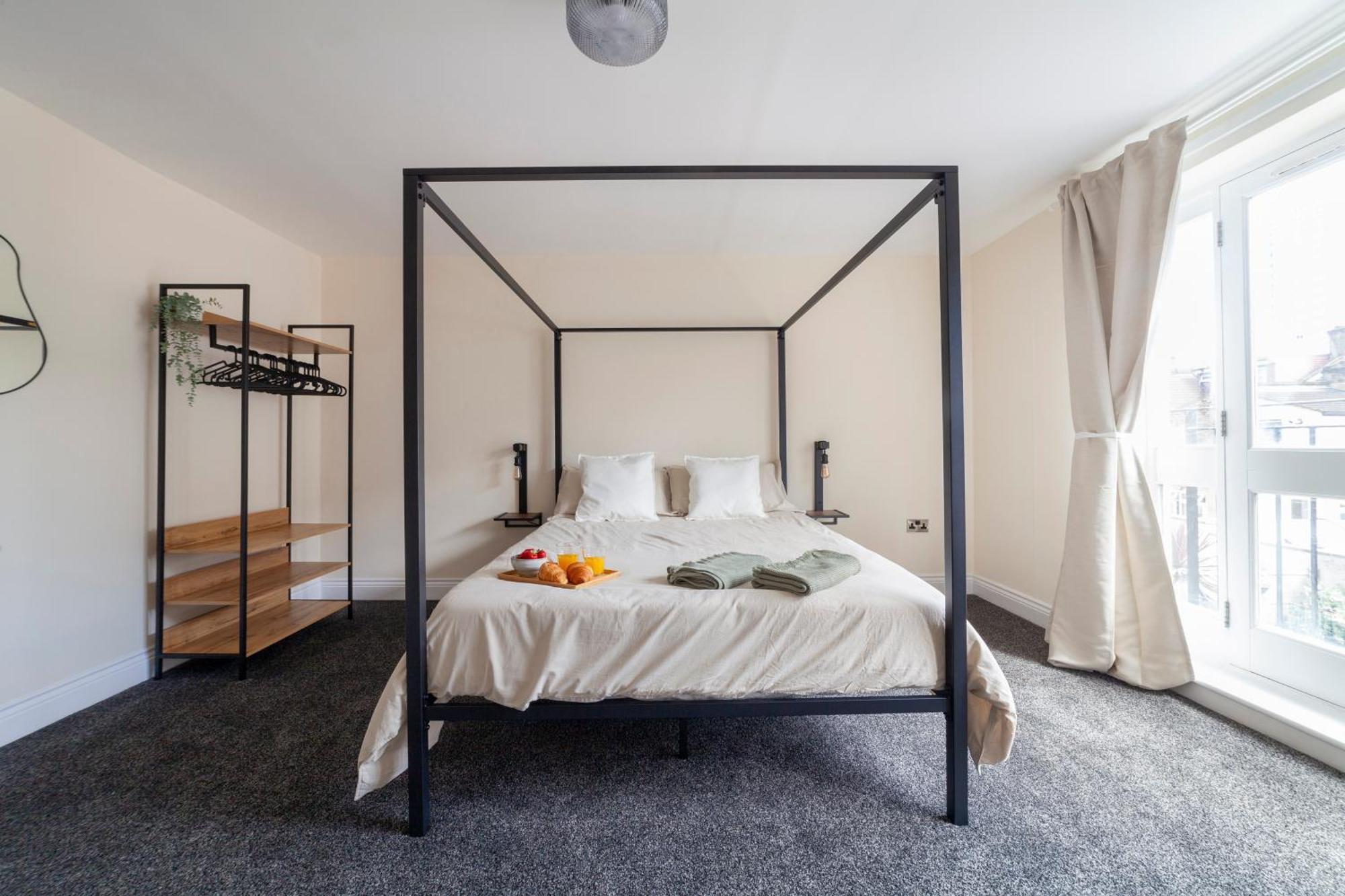 Arte Stays Serviced Houses Stratford - 3 Bedrooms 2 Bathrooms Houses London, Stratford, Maryland, Free Parking, Garden, Weekly Or Monthly Stays - Up To 8 Guests Экстерьер фото