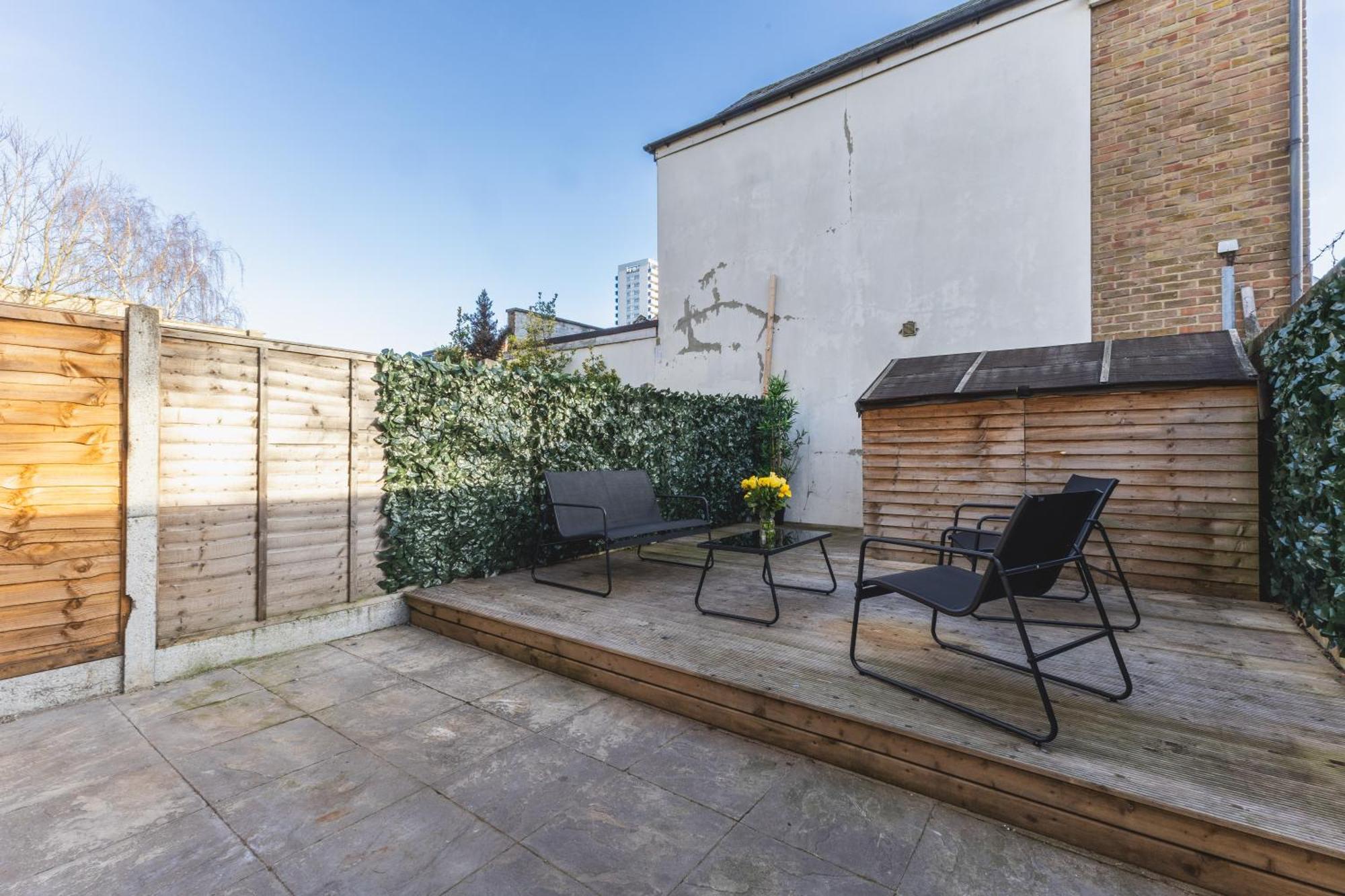 Arte Stays Serviced Houses Stratford - 3 Bedrooms 2 Bathrooms Houses London, Stratford, Maryland, Free Parking, Garden, Weekly Or Monthly Stays - Up To 8 Guests Экстерьер фото