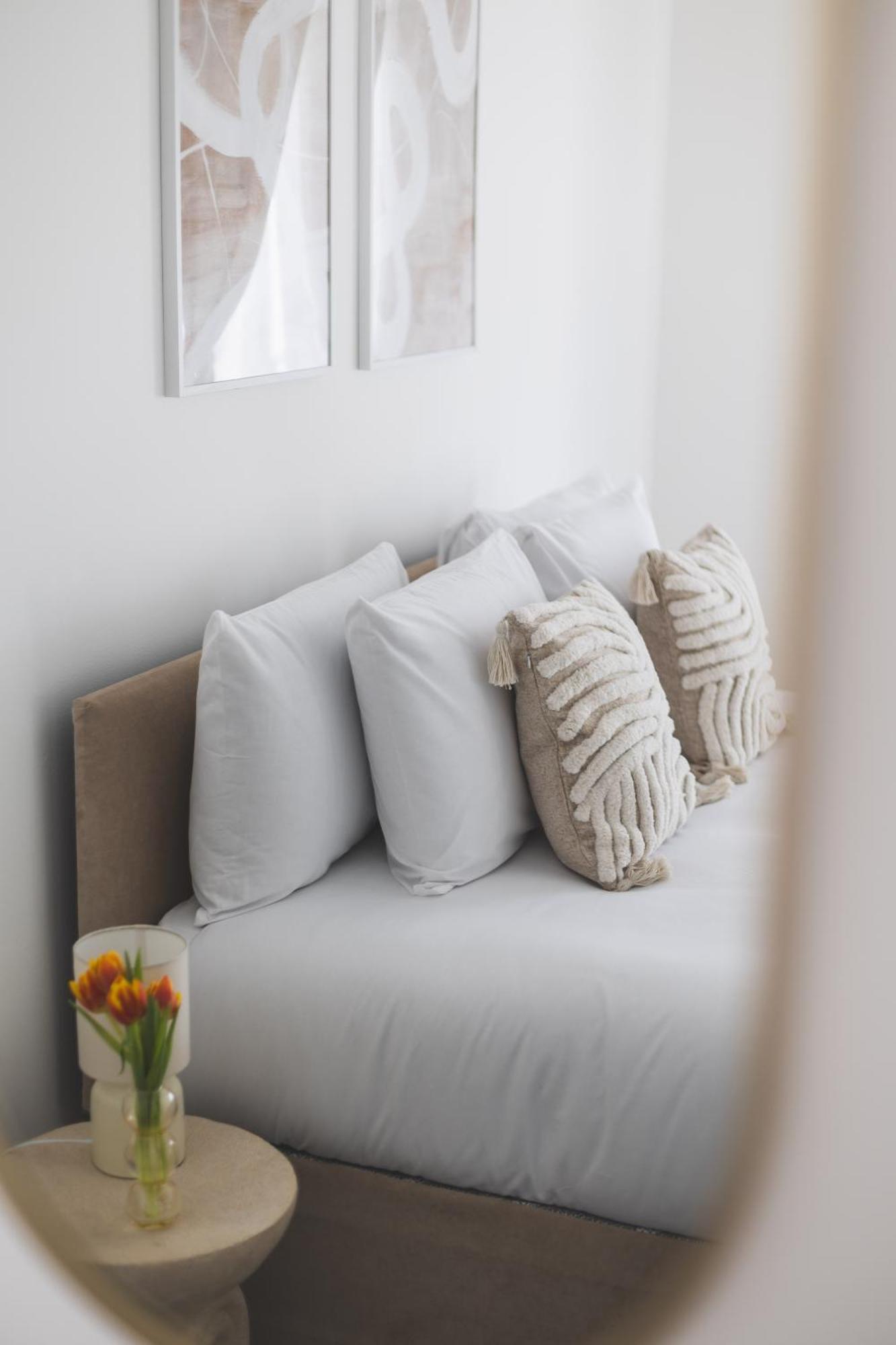 Arte Stays Serviced Houses Stratford - 3 Bedrooms 2 Bathrooms Houses London, Stratford, Maryland, Free Parking, Garden, Weekly Or Monthly Stays - Up To 8 Guests Экстерьер фото