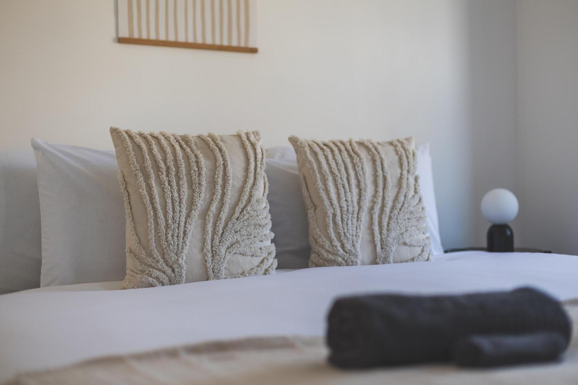 Arte Stays Serviced Houses Stratford - 3 Bedrooms 2 Bathrooms Houses London, Stratford, Maryland, Free Parking, Garden, Weekly Or Monthly Stays - Up To 8 Guests Экстерьер фото