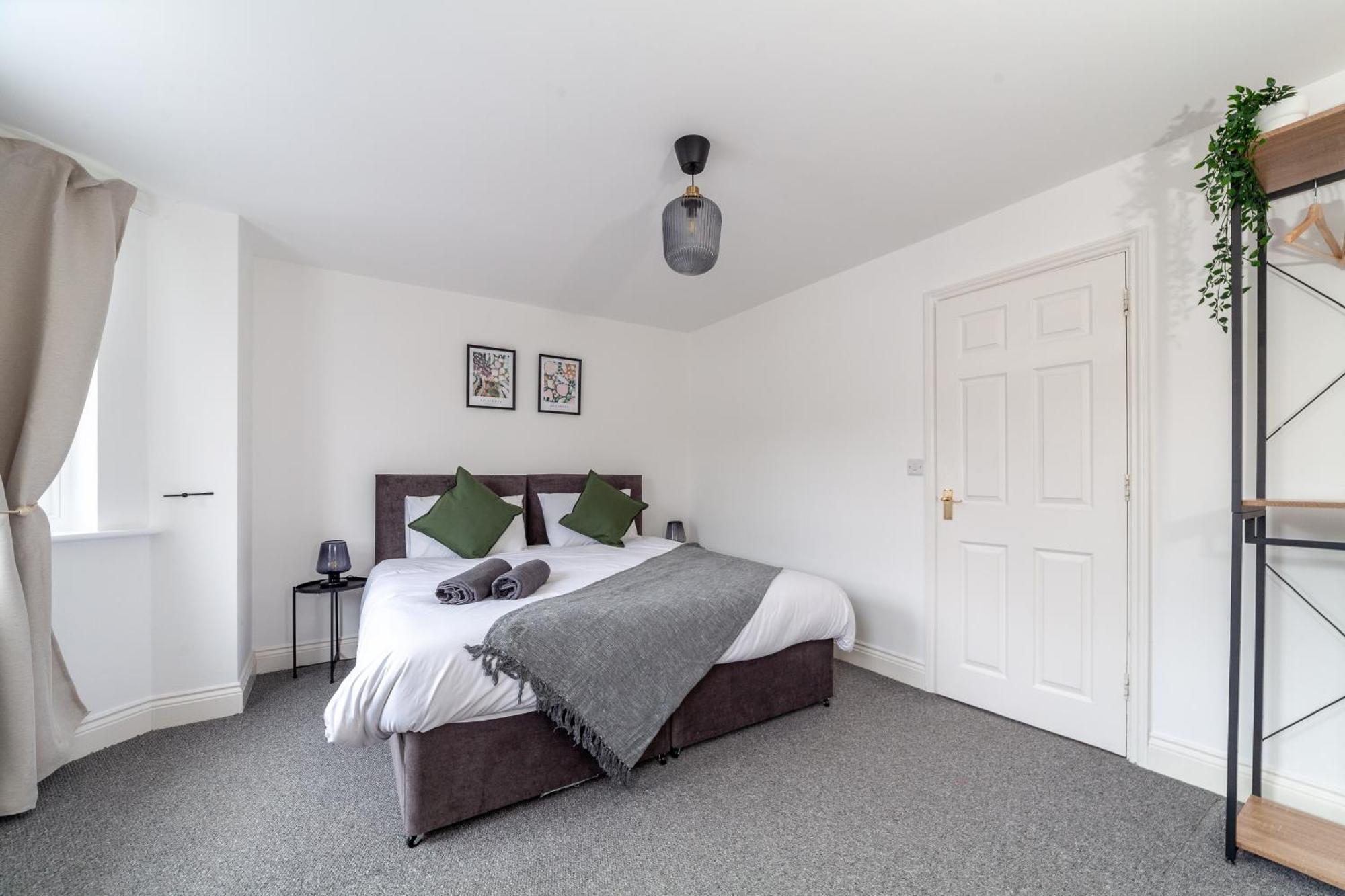 Arte Stays Serviced Houses Stratford - 3 Bedrooms 2 Bathrooms Houses London, Stratford, Maryland, Free Parking, Garden, Weekly Or Monthly Stays - Up To 8 Guests Экстерьер фото